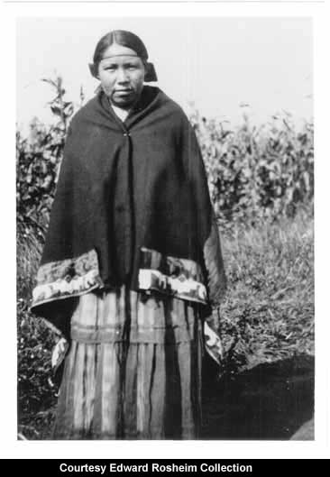 Ki-wa-si-qua (Elsie Morgan), Mesquakie Settlement, Tama County, ca. 1915-1920. She was the wife of John Buffalo